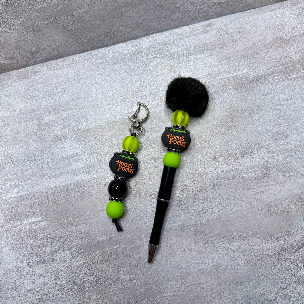 Hocus Pocus Matching Halloween Pen and Keychain Set 🧙🏼‍♀️🧙🏼‍♀️ 🎃🎃